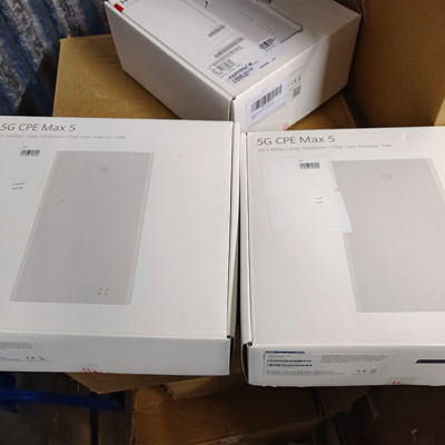주문 Unlocked 5G CPE Max 5 H352-381 5G Modem WiFi 2.4Ghz Router 5.4 Gbps Internal 4G/5G Antennas online manufacture